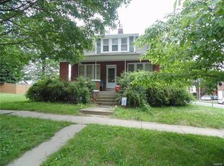 700 Main St, Highland, IL 62249