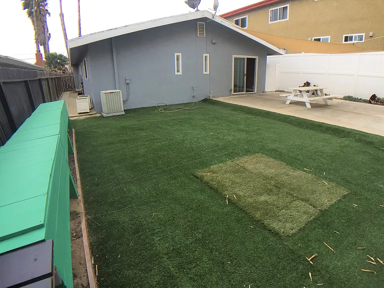 715 W Acacia Ave — Photo 11