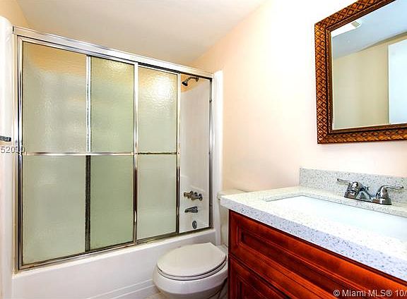 3rd image of 3048 Sunrise Lakes Dr E APT 321