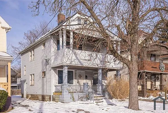2 bed, 900 sqft, $1,000 — Photo 1