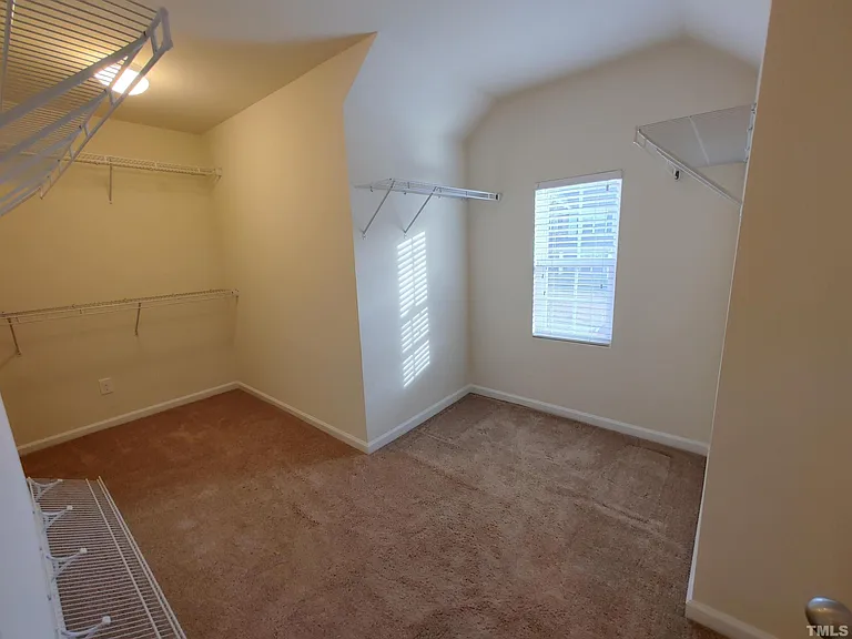 115 Glenview Ln — Photo 17