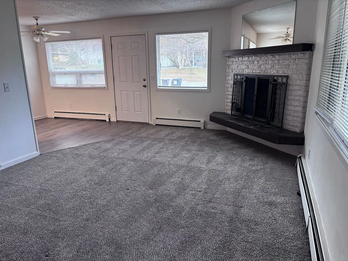 Heat Paid! 2 Bedroom East Anchorage Duplex! — Photo 4