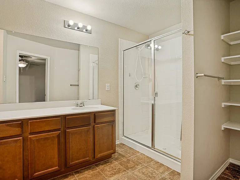1127 Roman Dr — Photo 17