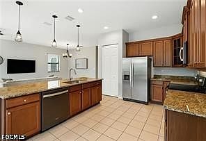 4th image of 5112 Beckton Rd