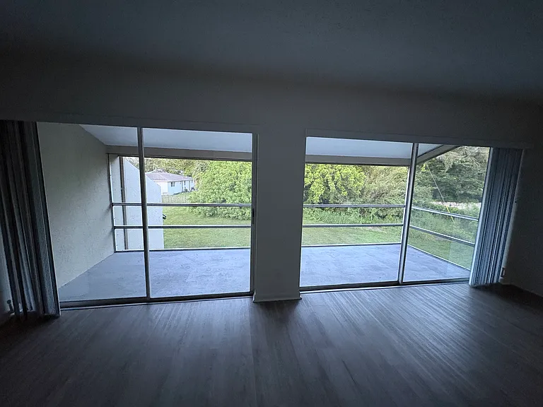 931 NW Sunset Dr #4 — Photo 12