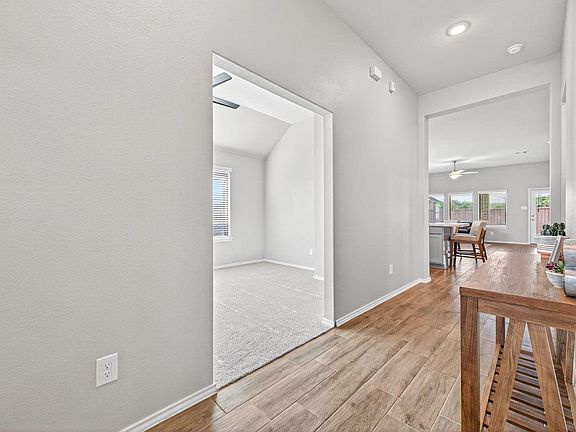 3rd image of 20314 Windcrest Colony Trl
