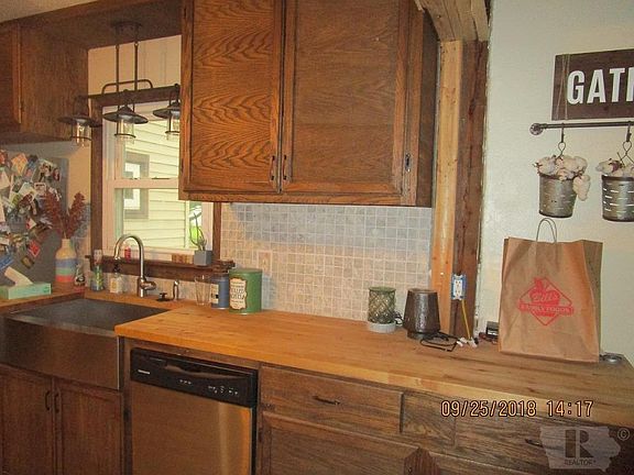 3rd image of 683 1st St NW