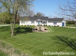 2002 Horton Rd, Waverly, IA 50677