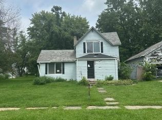 306 Maple St, Lyle, MN 55953