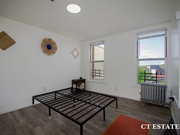 5th image of 985 Herkimer St #2