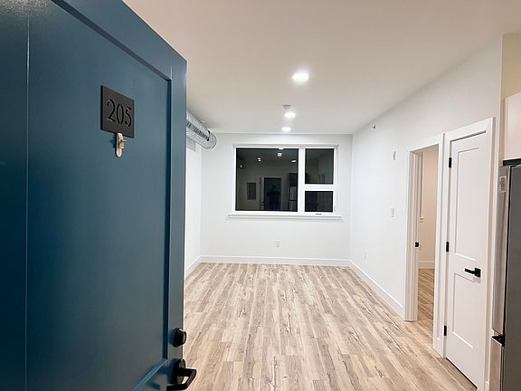 2nd image of 1843-45 Hartranft St #205A