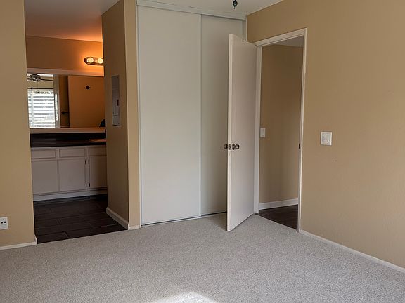 4th image of 4015 Porte La Paz Unit 136