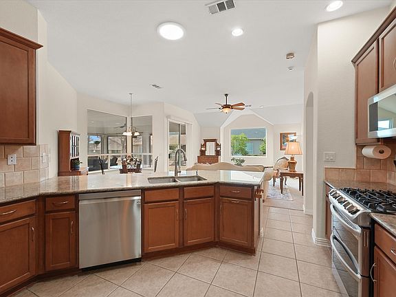 5th image of 9612 Colbert Cv