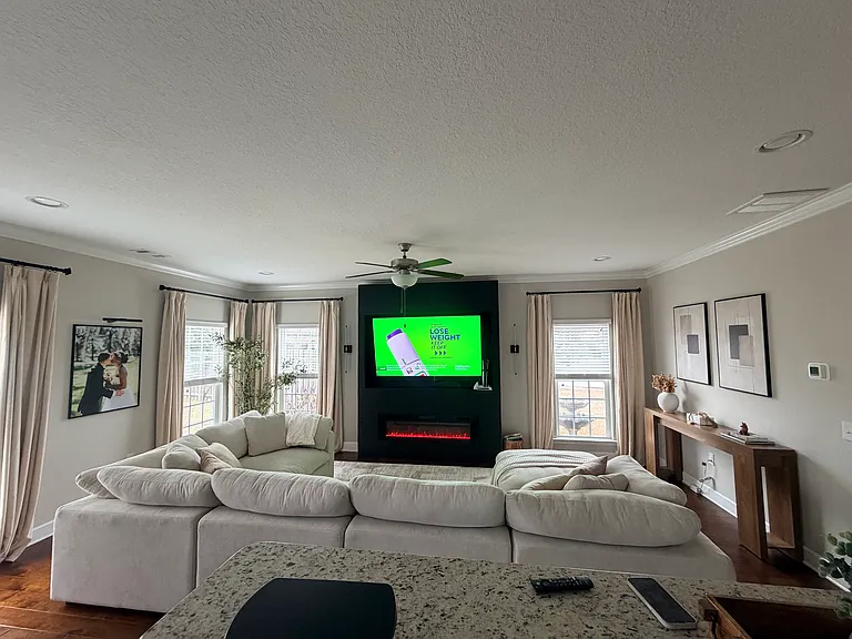 20 Clubhouse Dr — Photo 5