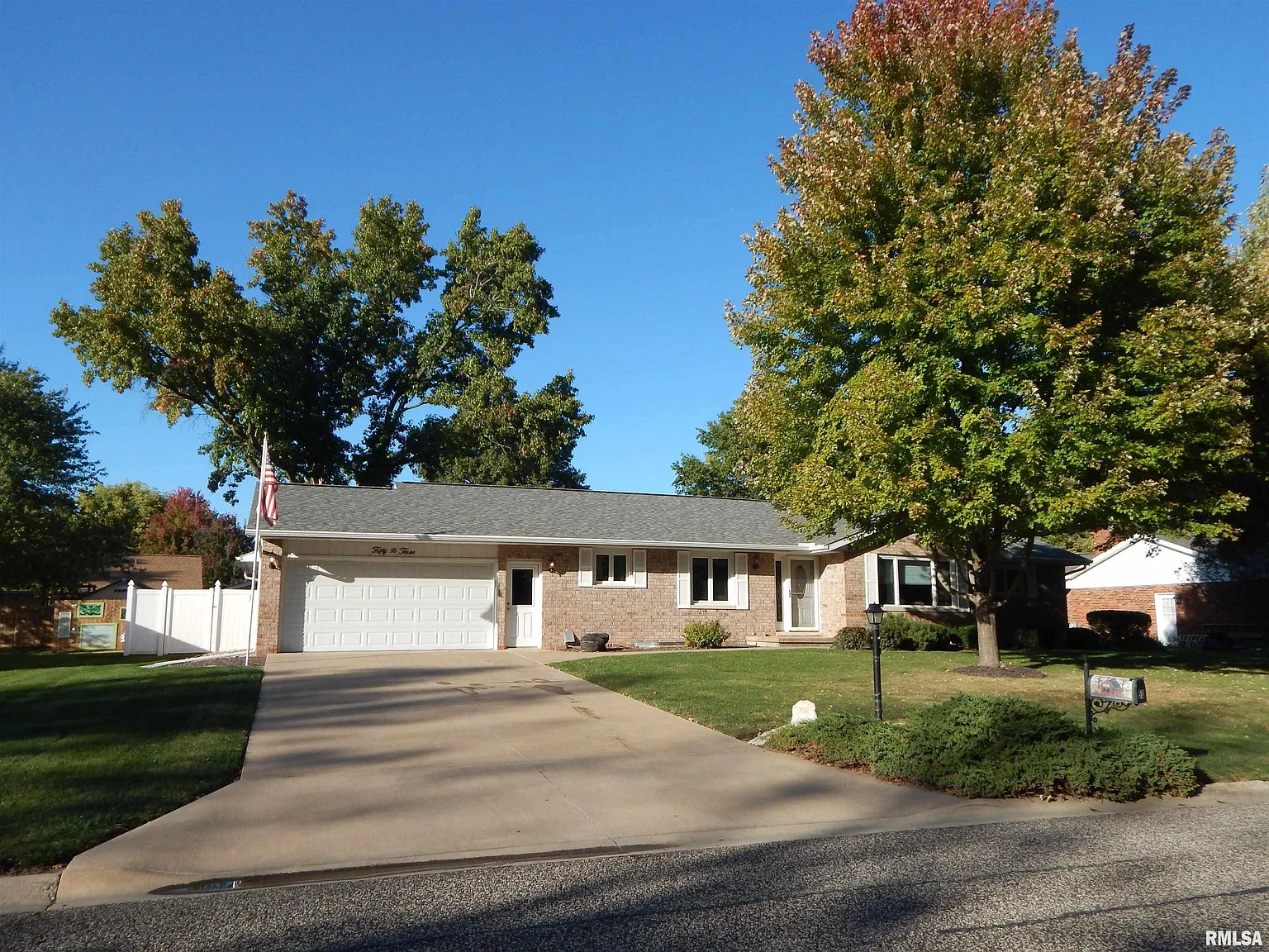 53 Forestview Rd photo 1