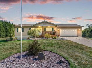 2093 Gale Rd, Eaton Rapids, MI 48827