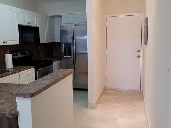 2nd image of 6445 Indian Creek Dr APT 201