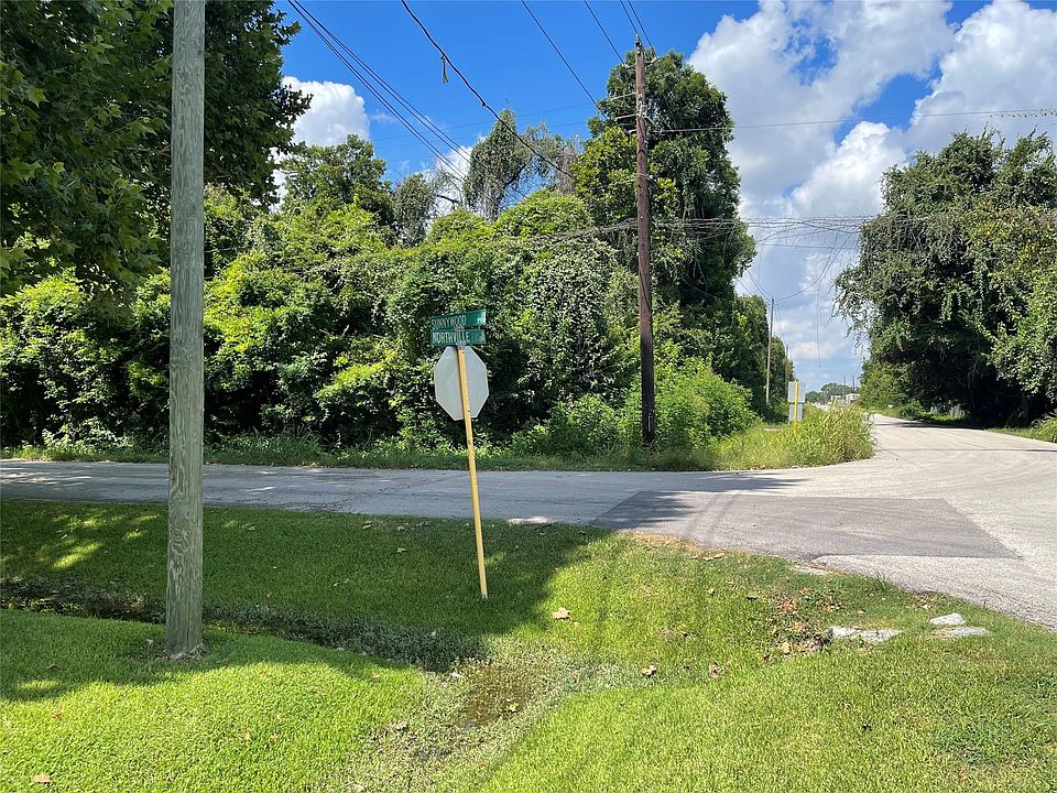 1st image of 9917 Sunnywood Dr