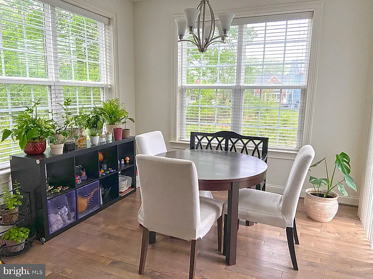 3332 Burton Dr — Photo 42