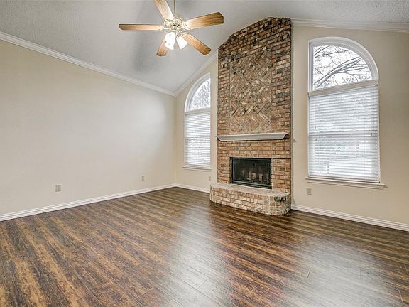 4th image of 2231 Stillwater Dr