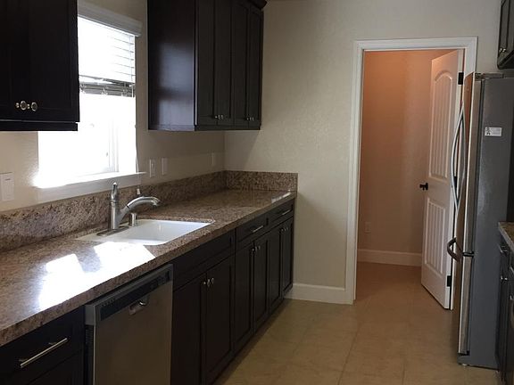 tons of cabinetry - convenient indoor laundry room