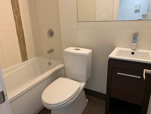 Rented by Yup Realty LLC | media 32