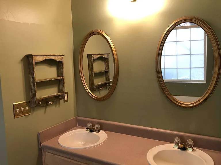 250 Dillion Dr — Photo 18