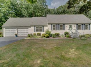 10 Templeton Rd, Wallingford, CT 06492