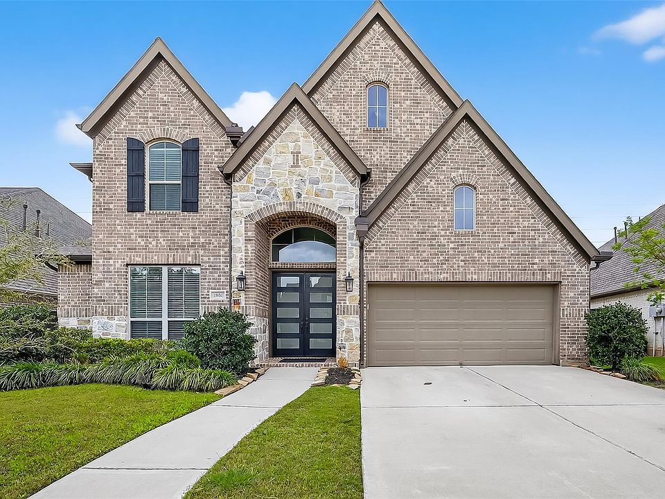 1st image of 1806 Hackberry Heights Dr