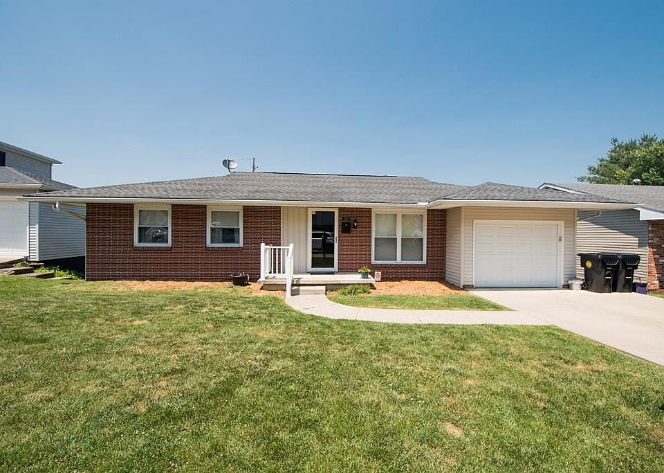 1st image of 1127 Meadow Ln
