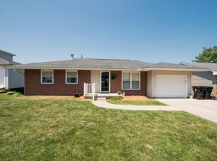 1127 Meadow Ln, Portsmouth, OH 45662