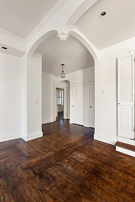 Sold by Compass | media 17