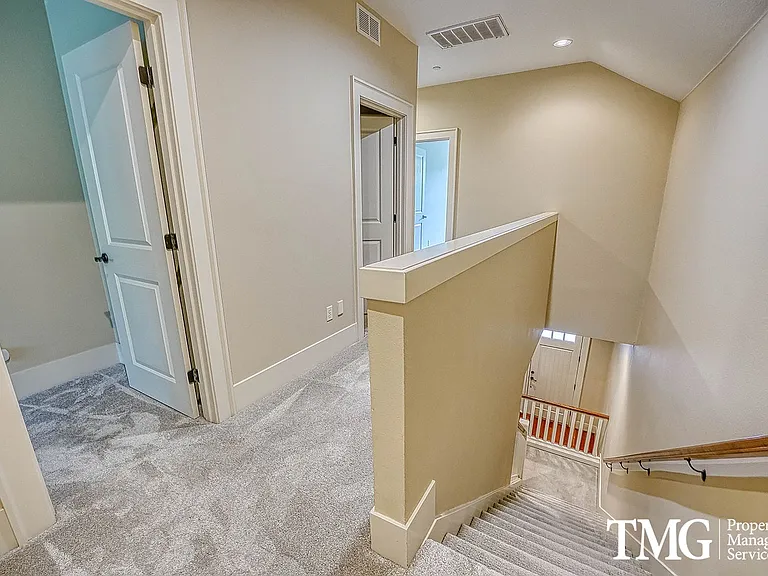 10424 SW Windwood Way — Photo 23