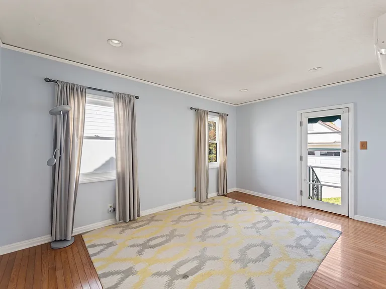 10342 Keswick Ave — Photo 14