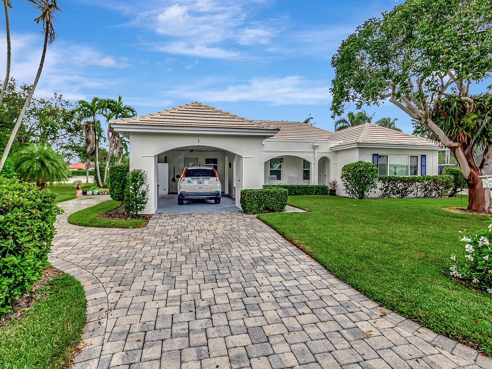 1st image of 1 Acacia Drive
