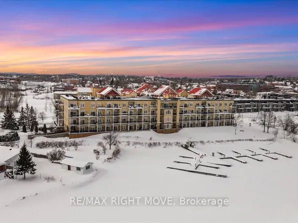 140 Cedar Island Rd #109, Orillia, ON L3V 1T1