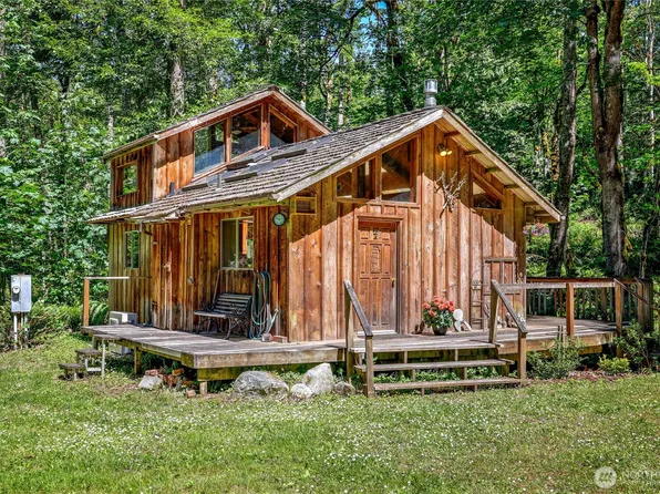 2687 Center Road, Chimacum, WA 98325