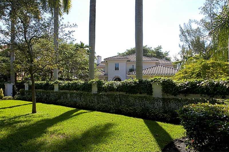 1st image of 6906 Prado Blvd
