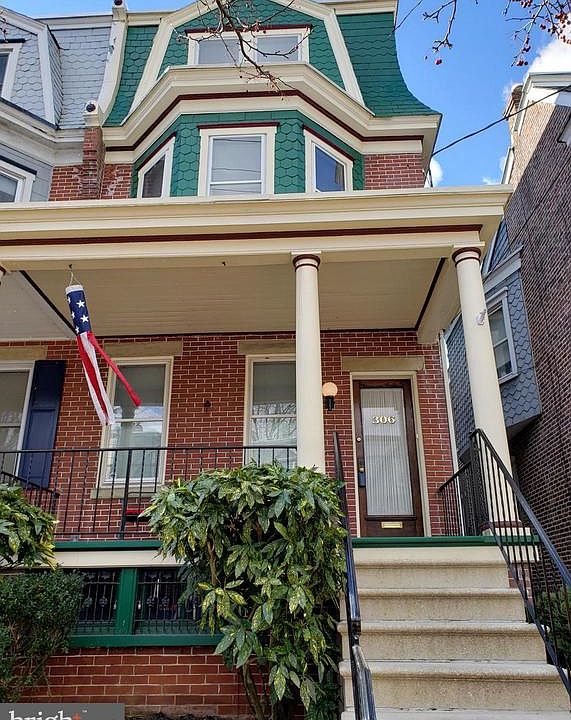 1st image of 306 W 14th St