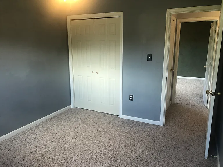 108 Suffolk Cir — Photo 14