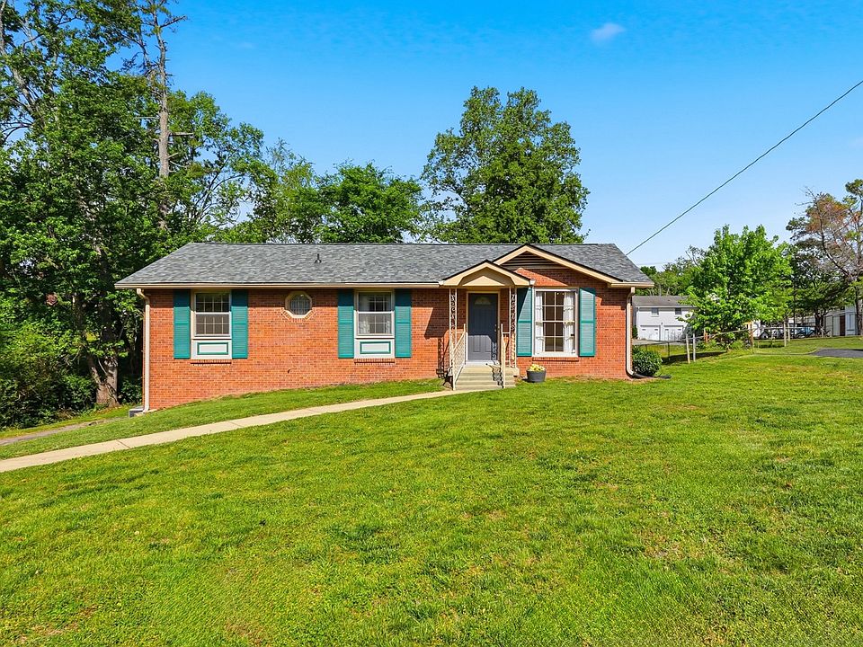 1st image of 648 Des Moines Dr