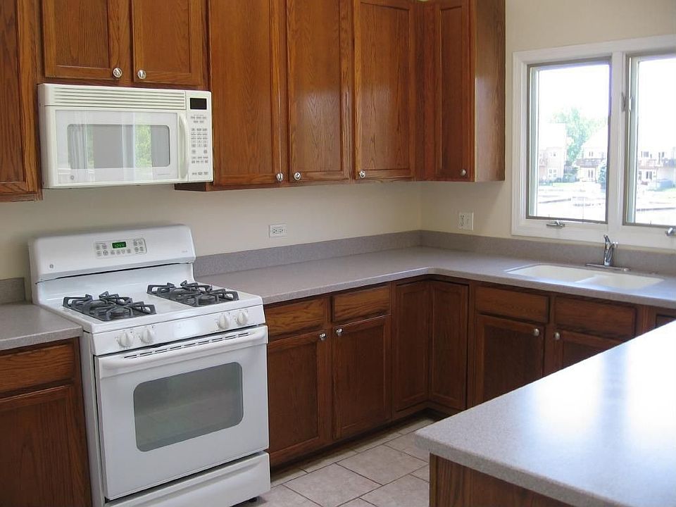 Main Floor Kitchen