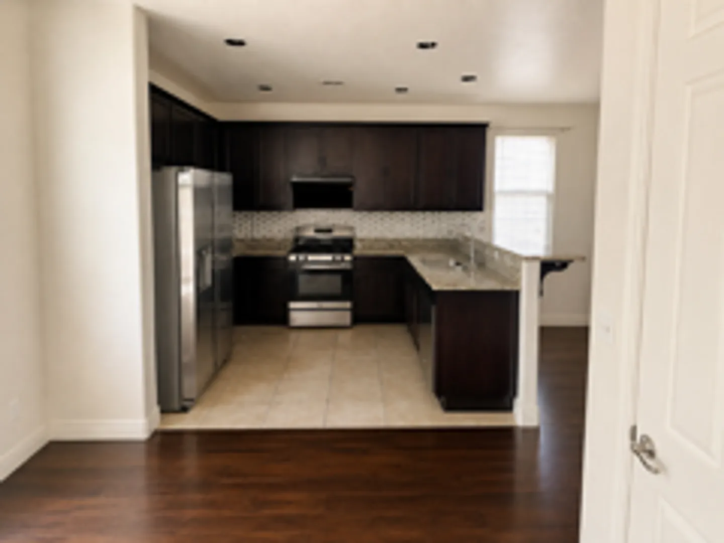 Cozy Presidio in the Pines Home! 3 Bed, 2.5 Bath + 2 Car Gar! Students & Pets OK! - Avail. Oct 1st! — Photo 3