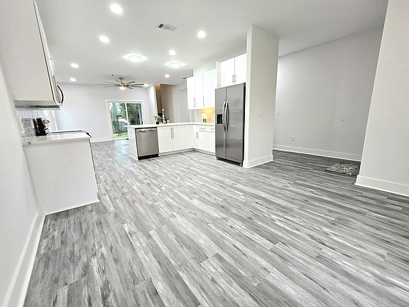 3rd image of 4446 Old Antioch Rd
