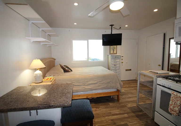 745 San Fernando Pl #1/2 — Photo 3