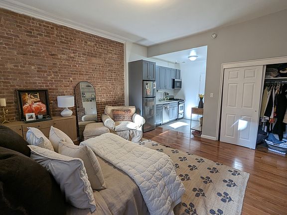 3rd image of 50 W 82nd St APT 3C
