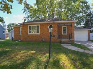 1644 Chicago St, Green Bay, WI 54302
