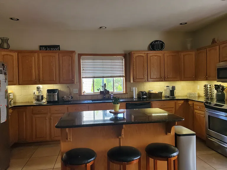 322 W Charlton Ave — Photo 9