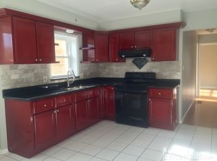 235 S Hale St, Addison, IL 60101