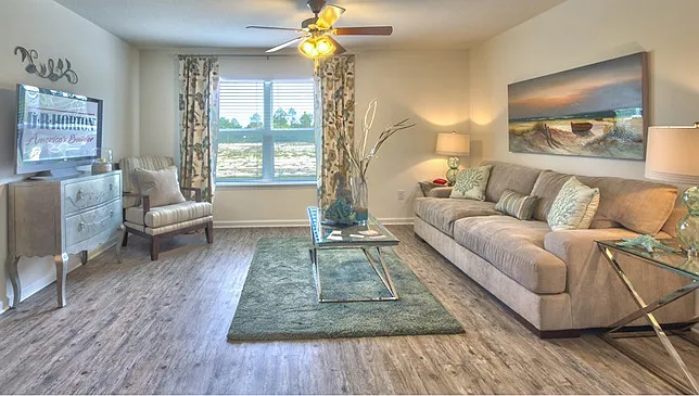 4 bed, 1800 sqft, $2,290 — Photo 4